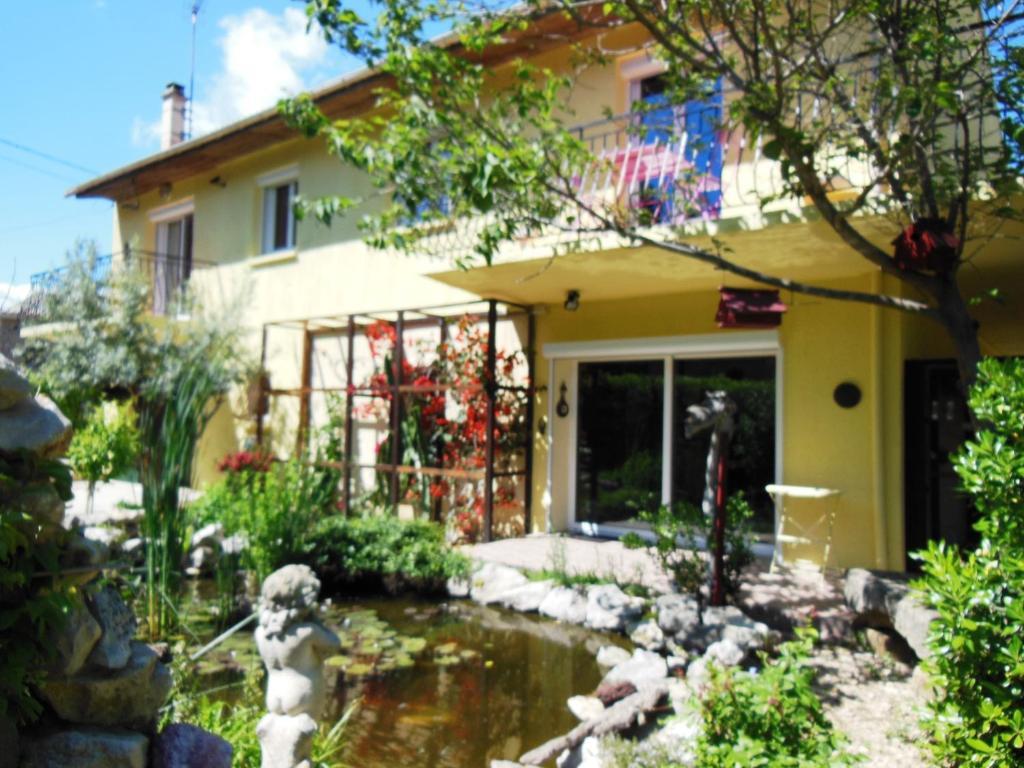 O Doux S'Home Lédenon Exterior photo